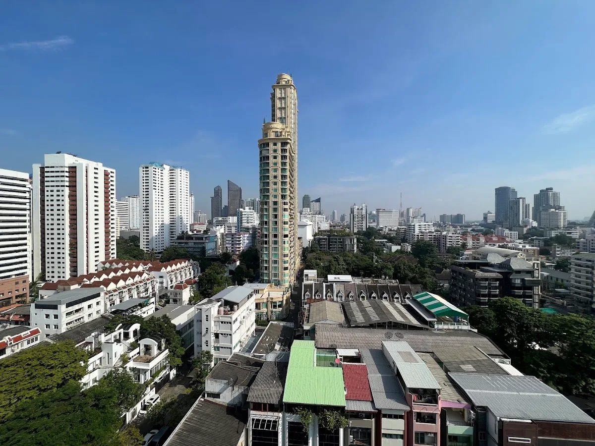 Circle Sukhumvit 31