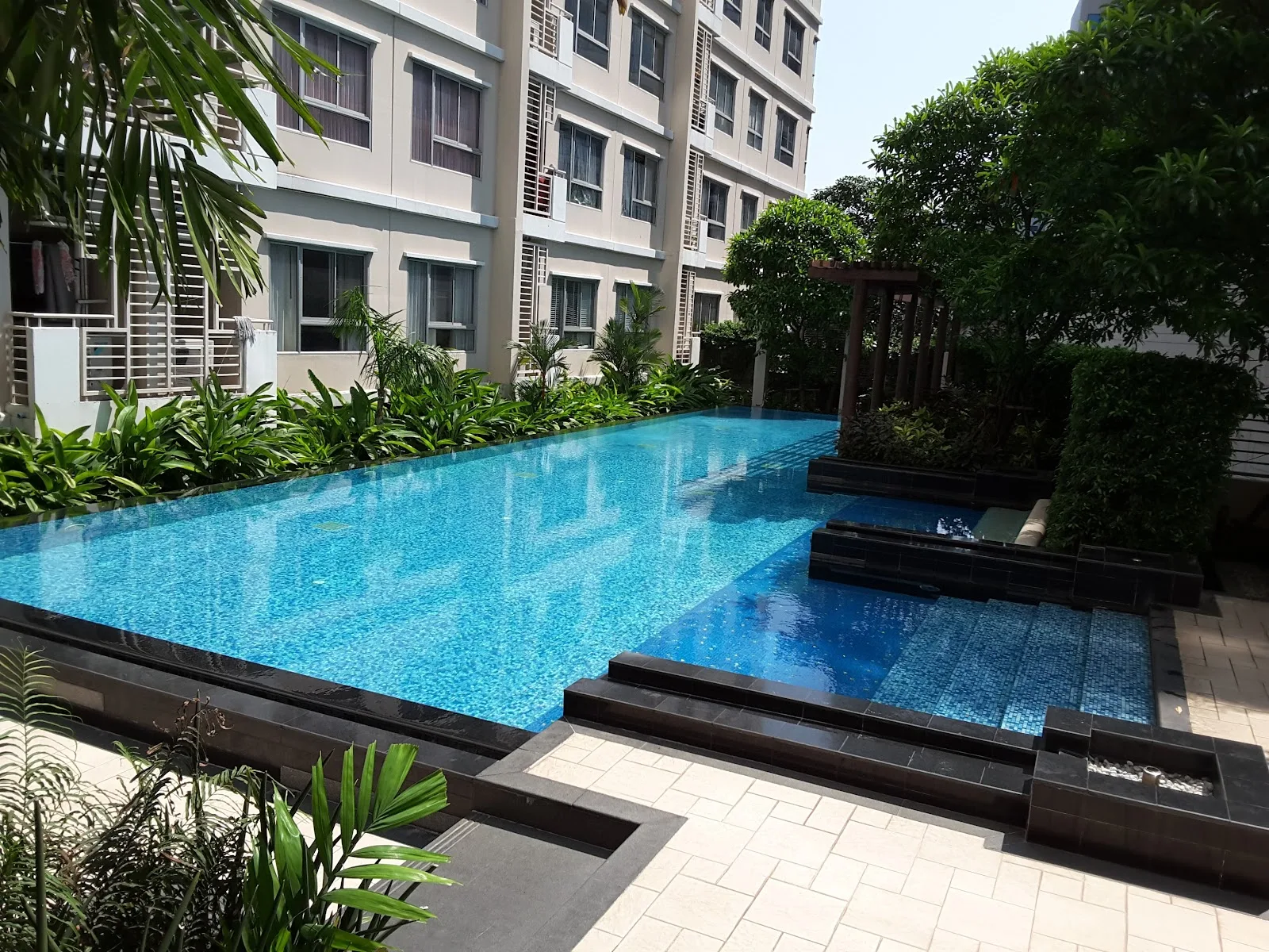 ภาพจริงของ คอนโด วัน เอ็กซ์ สุขุมวิท 26 ย่านพร้อมพงษ์ จาก Google Maps (รูปที่ 5)