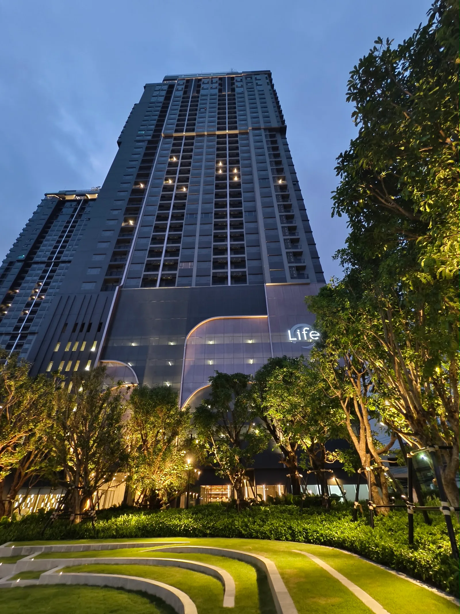 ภาพจริงของ LIFE พระราม 4 - อโศก | LIFE Rama 4 - Asoke ย่านพร้อมพงษ์ จาก Google Maps (รูปที่ 6)