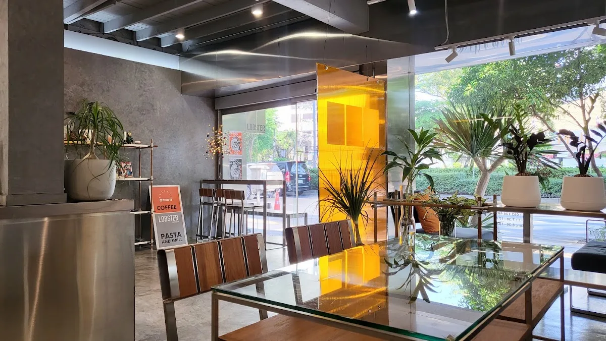 AROON cafe