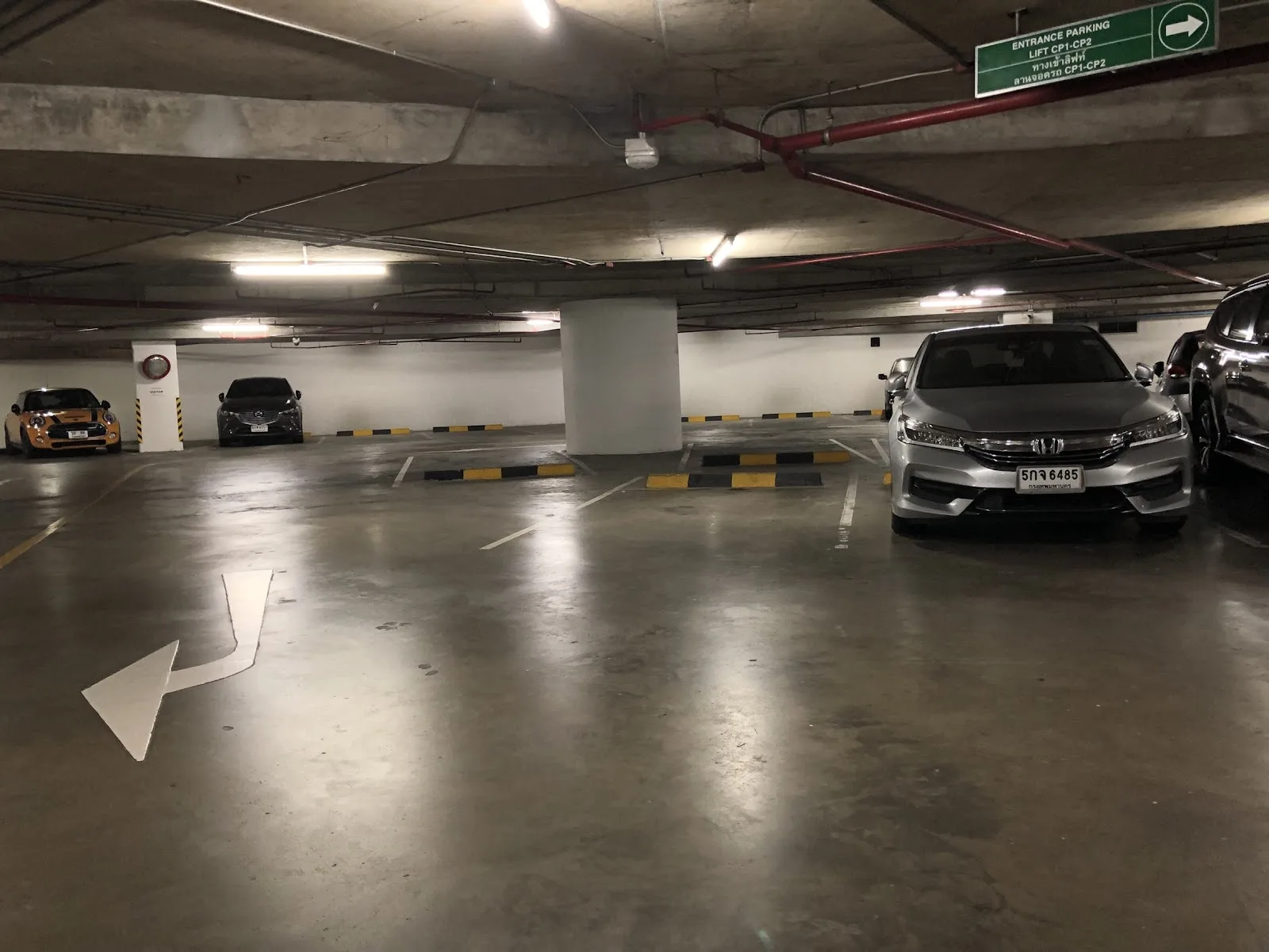 ภาพจริงของ ที่จอดรถ อาคาร อินเตอร์เชนจ์21 (NPD) ย่านพร้อมพงษ์ จาก Google Maps